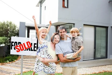 Family buying a house Stock Photos