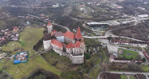 Famous attraction gothic Corvin Castle in Hunedoara Transylvania, Romania Video stock 198214495