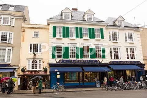 Famous blackwell bookstore oxford university Stock Photos