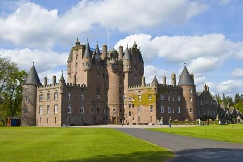 Famous castle of Glamis in the highlands of Scotland Stock Photos