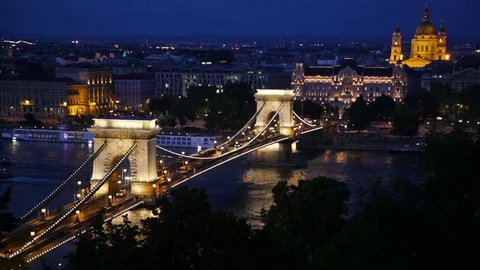 Famous Chain Bridge in Budapest Video stock 73150316