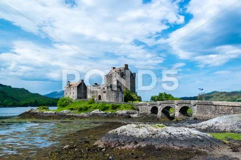 Famous Eilean Donan Castle in the highlands of Scotland Stock Photos