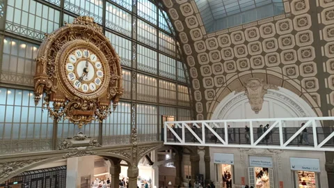 Famous golden clock inside the Musee d'Orsay Stock Footage 341960314