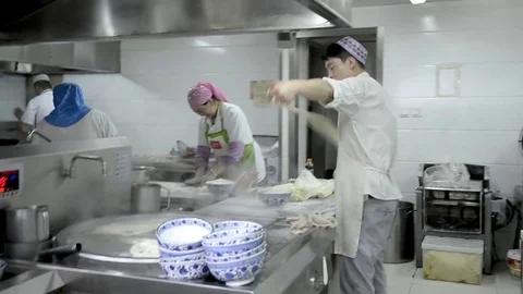 Famous local Chinese meal, pulling noodle. Stock Footage 76066153