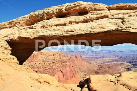 Famous mesa arch Stock Photos