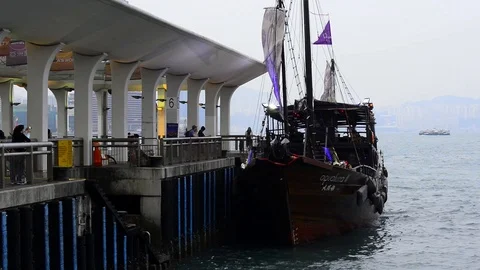 The famous old red and white sailed tourist junks, Hong Kong, China. Stock Footage 88647756