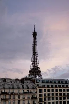 A famous place on the rooftops of Paris Stockfoto's