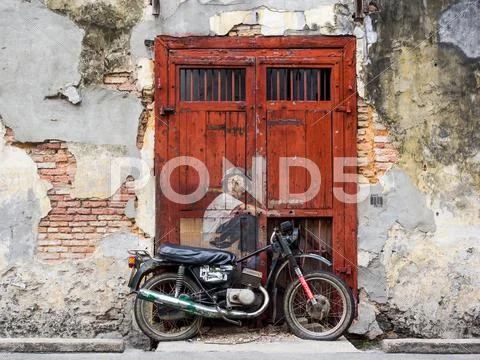Famous Street Art Mural in Georgetown, Penang, Malaysia Stock Photos