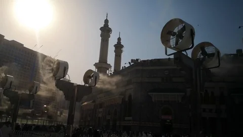 Fan in Mecca 스톡 동영상 119669026