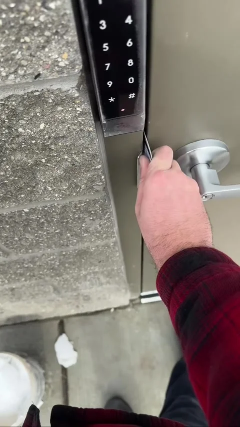 Fancy Building Lock Foiled By Simple Card, usa - 24 Feb 2025 Stock Footage 306679122