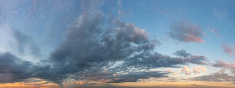 Fantastic thunderclouds at sunrise Stock-Fotos