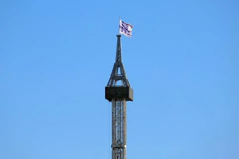 Fantasy Eiffel Tower silhouette with flag on metal lattice installation Stock-Fotos