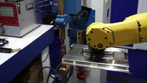 Fanuc robot automatic hand in spot welding process Stock Footage 72408498