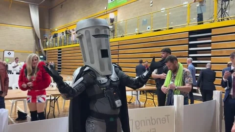 Farage secures another Westminster victory with more votes than in 2024, Londres Stock Footage 342233007
