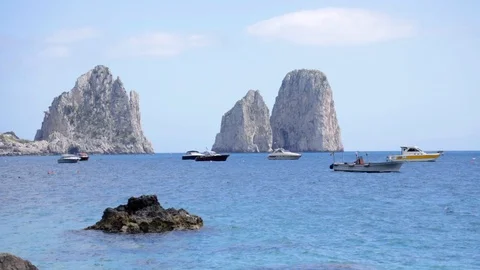 Faraglioni di capri Stock Footage 128448284