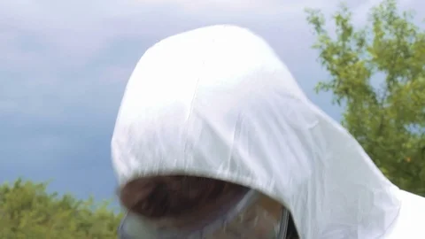 Farmer man in protective clothes Stock-Footage 71537103