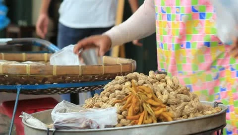 Farmer sell beans Video stock 11138380
