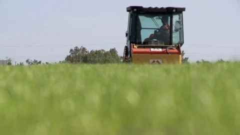 Farmer taking a break Stock-Footage 69124573