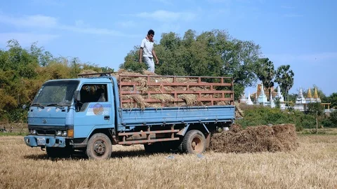 Overloaded truck Stock Photos, Royalty Free Overloaded truck Images