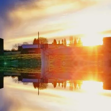 Farmhouse reflection Stockfoto's