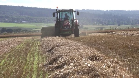Farming Tractor Square Baling Medium Wide 4K 動画素材 81209653