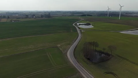 Farmland Road Reverse Orbit With S‑Shaped Curves and Countryside Landscape 스톡 동영상 330911283