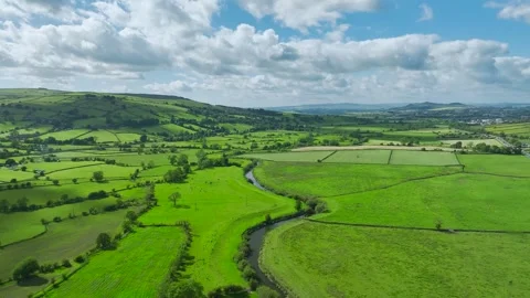 Farms and Fields over Cononley and River Aire, Keighley, Yorkshire, UK Stock-Footage 278627560