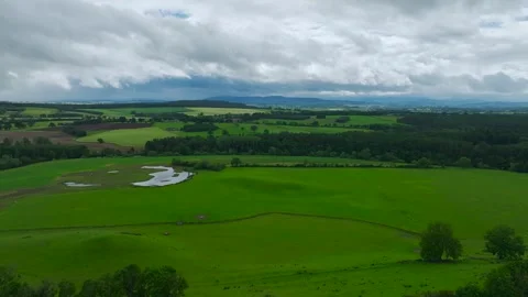 Farms and Fields over River Eden and River Eamont from a drone, Cumbria, England Vídeo Stock 277858585