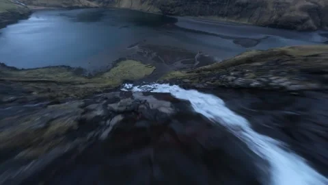 Faroe islands FPV 動画素材 304802417