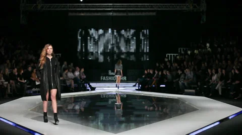 Fashion models Vidéo 37101683