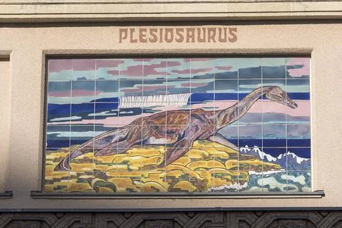 Fassade des Aquariumsgebaeudes, Gemaelde Kacheln des Plesiosaurus, am 20.1... Stock Photos