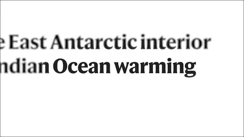 Fast-changing media headline text about Ocean Warming 库存影片 327041585