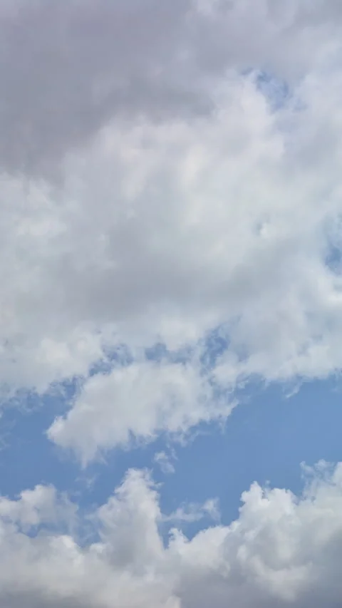 Fast clouds in the sky on a summer day Stock Footage 157609472