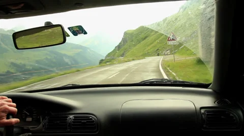 Fast driving at small mountain road time lapse Video stock 29656153