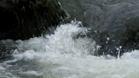 Fast flowing mountain river water Stock-Footage 297714071