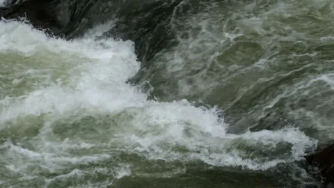 Fast flowing mountain river water Video stock 297714090