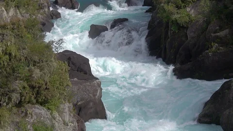 Fast flowing water through mountain valley Video stock 88239195