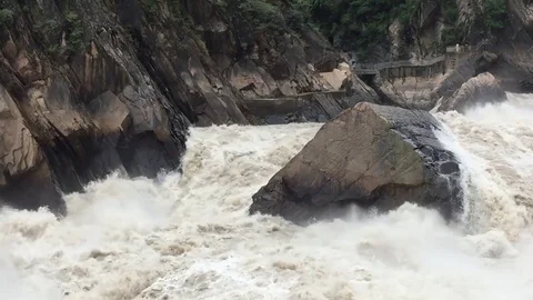 Fast-flowing water in the tiger leaping gorge Stock Footage 82121192