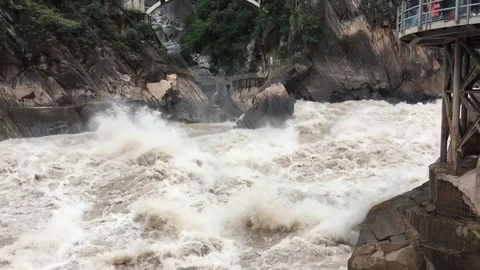 Fast-flowing water in the tiger leaping gorge Stock Footage 82121561