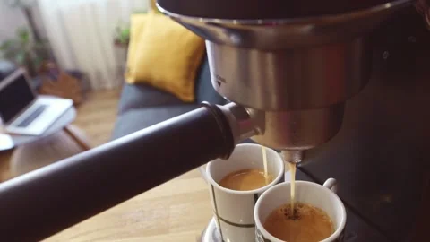 Fast motion coffee machine pour fresh made morning coffee in two beautiful .. Stock-Footage 281437164