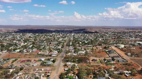 Fast motion over streets of Broken hill town in outback Australia with mine 4k. Stock Footage 168163044