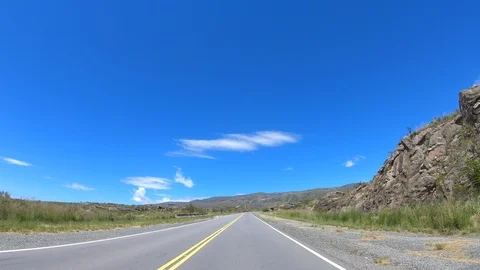 Fast motion sequences driving through serpentine road through rocky galeries Vidéo 118628039