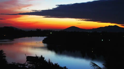 Fast motion of tropical sunset Видео 29929906