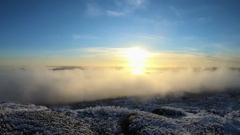 Fast moving clouds above snow covered icy mountain timelapse Stock-Footage 149251028