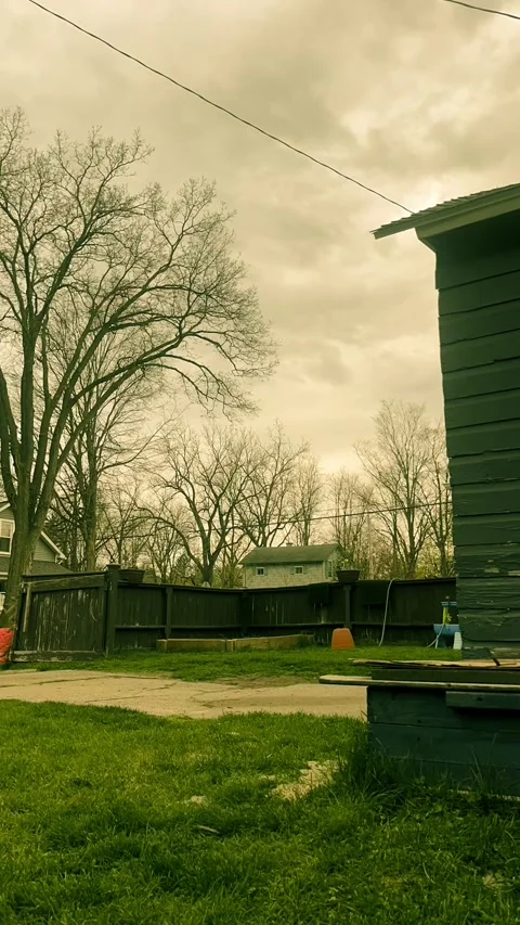 Fast moving clouds Video stock 279520984