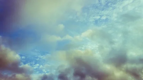 Fast Moving Low Clouds Timelapse 스톡 동영상 84186554
