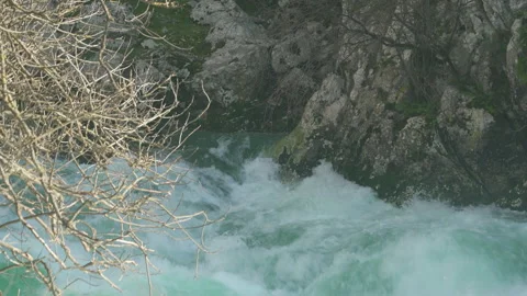 A fast-moving stream of the mountain river 스톡 동영상 240906959