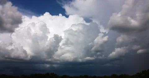 Fast-moving Thunderstorm Time Lapse (2160p 24fps) Stock-Footage 94689180