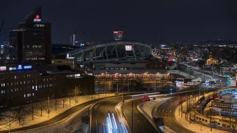 Fast moving traffic at night. Timelapse. 4K Vídeos de archivo 72680582