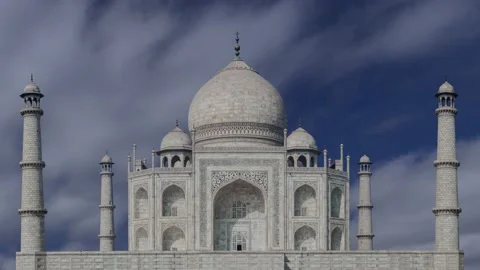 Fast Paced Moving TimeLapse of Clouds over Taj Mahal of Agra, India. 스톡 동영상 145179431